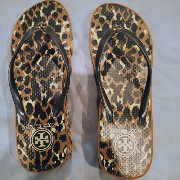 Tory Burch Shoes - Tory Burch Leopard Print Flip Flops